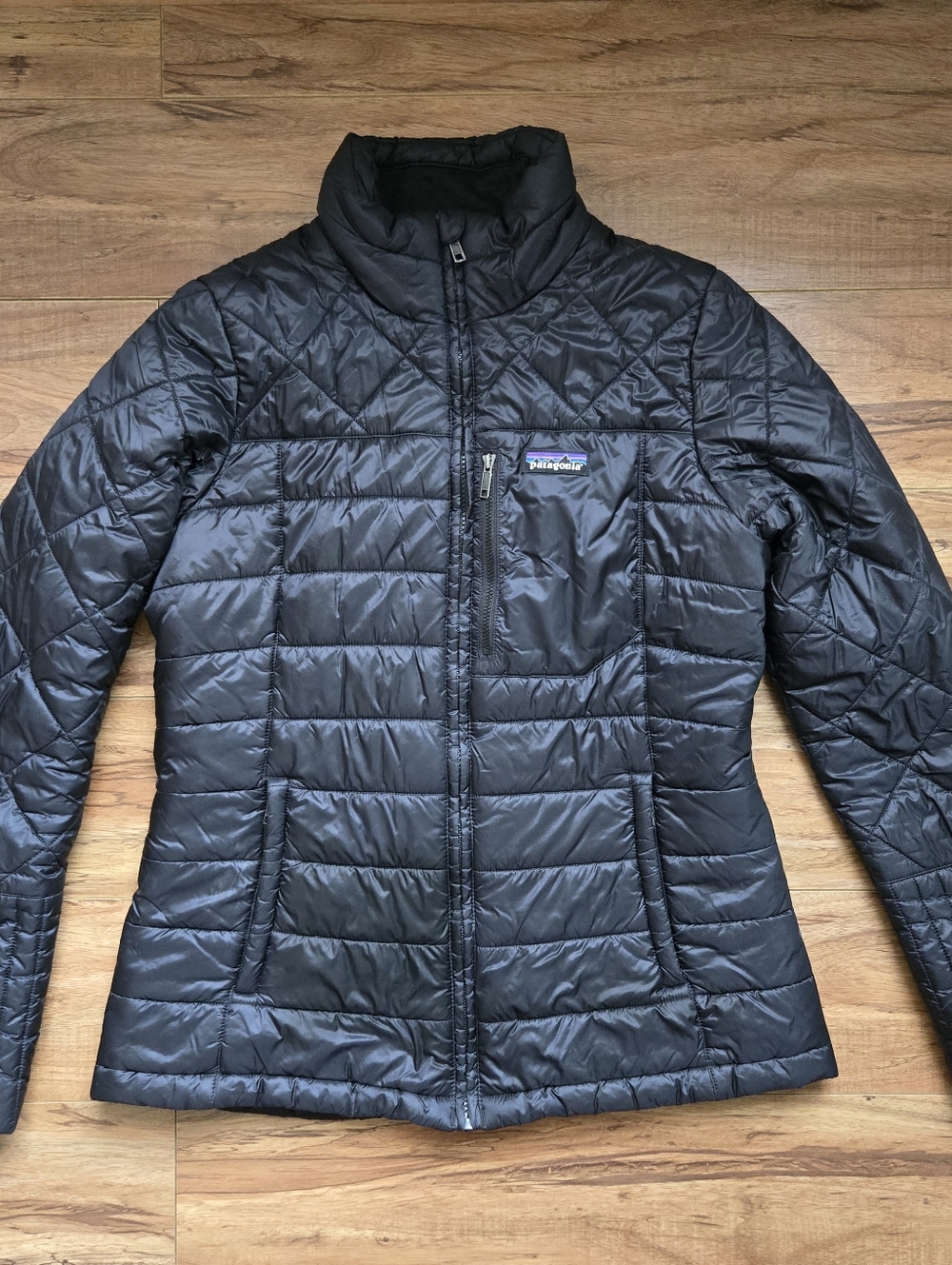 Patagonia Women’s Medium Black Quilted Puffer Jacket